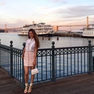 Meet your Posher, Nina